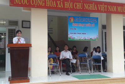 SINH HOẠT DƯỚI CỜ